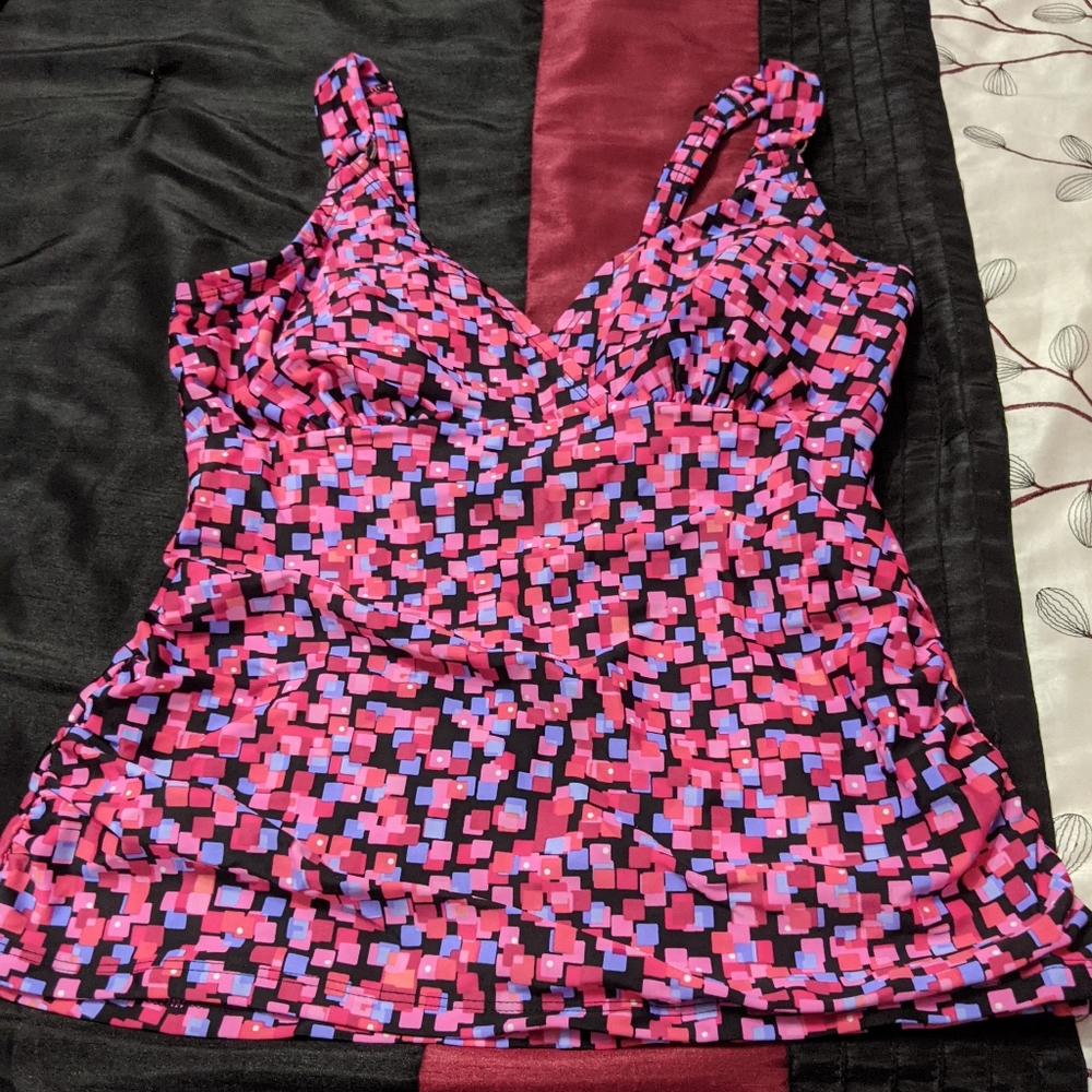 Brand new tankini swim top